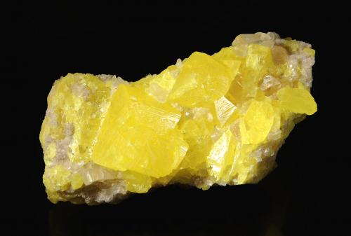 Sulfur<br />Maybee Quarry, Maybee, Monroe County, Michigan, USA<br />3.9 cm x 7.6 cm<br /> (Author: Michael Shaw)