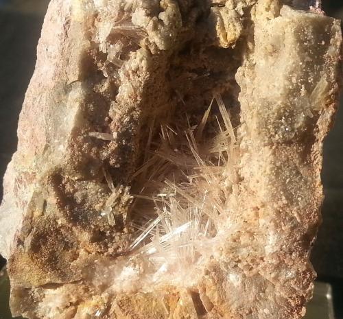 Aragonite<br />Hörndlinger Graben, Hochfilzen, Kitzbühel District, North Tyrol, Tyrol/Tirol, Austria<br />4 x 3,5 cm<br /> (Author: Volkmar Stingl)
