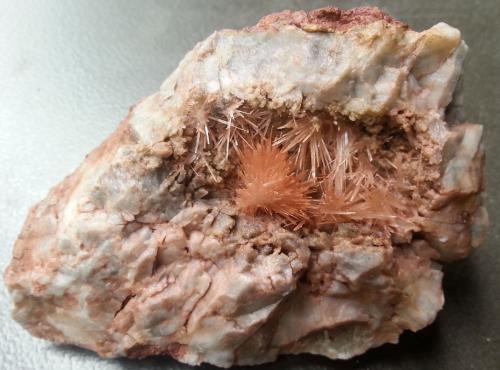 Aragonite<br />Hörndlinger Graben, Hochfilzen, Kitzbühel District, North Tyrol, Tyrol/Tirol, Austria<br />9,5 x 7 cm<br /> (Author: Volkmar Stingl)