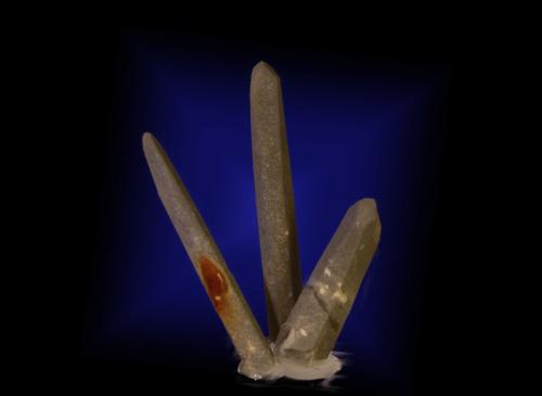 Quartz (variety prase)<br />Estella diapir outcrops, Estella, Comarca Tierra Estella, Merindad Estella, Chartered Community of Navarre (Navarre), Spain<br />35mm x 43mm x 23mm, three needles overall size.<br /> (Author: Firmo Espinar)