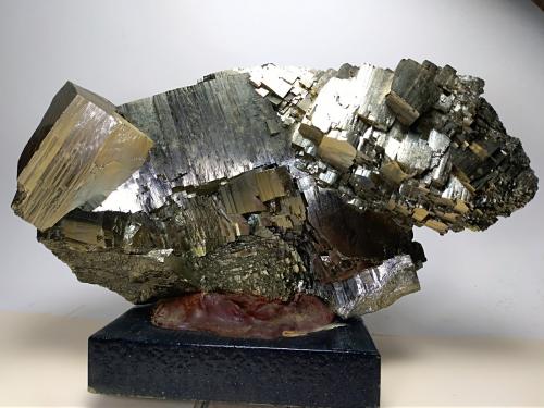 Pyrite, Sulphur<br />Mina Niccioleta, Massa Marittima, Provincia Grosseto, Toscana, Italia<br />20 x 11 cm<br /> (Author: Sante Celiberti)