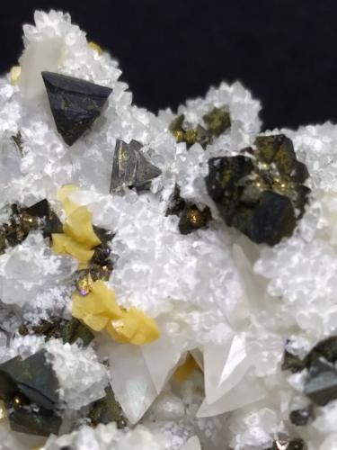 Tetrahedrite, Calcite, Anhydrite, Ankerite<br />Campiano Mine, Montieri, Grosseto Province, Tuscany, Italy<br />18 x 6,5 cm<br /> (Author: Sante Celiberti)