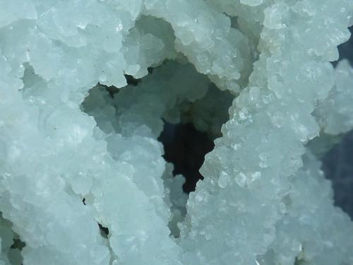 Prehnita<br />Malad Quarry, Malad, Mumbai (Bombay), Mumbai District, Maharashtra, India<br />8 x 7 cm.<br /> (Autor: javier ruiz martin)