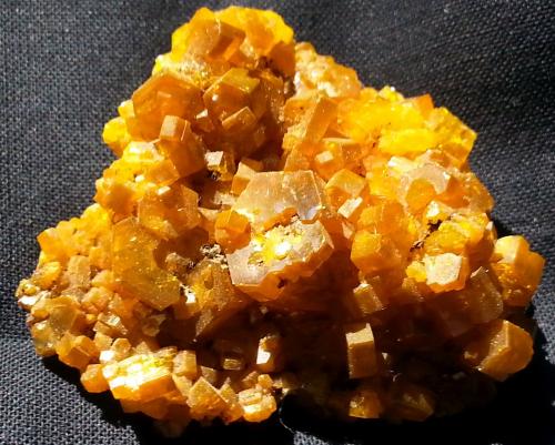 Mimetite<br />Pingtouling Mine, Liannan, Qingyuan Prefecture, Guangdong Province, China<br />4 x 4 cm<br /> (Author: Volkmar Stingl)