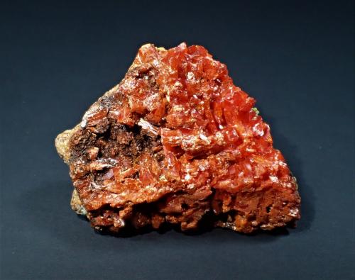 Crocoite, Pyromorphite<br />Crocoite Mine (Crocoitovyi shurf), Uspenskaya Mountain, Berezovskii, Ekaterinburg (Sverdlovsk), Sverdlovsk Oblast, Ural, Russia<br />40 mm x 31 mm<br /> (Author: Don Lum)