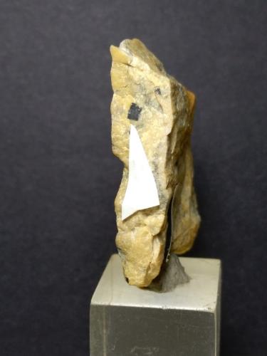 Versiliaite<br />Buca della Vena Mine, Ponte Stazzemese, Stazzema Municipality, Lucca Province, Tuscany, Italy<br />45 x 30 mm<br /> (Author: Sante Celiberti)