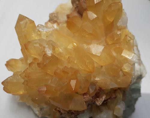 Quartz<br />Cañon Fendels, Ried im Oberinntal, Distrito Landeck, Tirol Norte, Tirol, Austria<br />15 x 8 x 7 cm<br /> (Author: Volkmar Stingl)