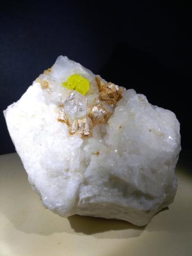 Quartz, Sulphur, Dolomite, Calcite<br />La Facciata Quarry, Carrara, Apuan Alps, Massa-Carrara Province, Tuscany, Italy<br />11 x 8 cm<br /> (Author: Sante Celiberti)