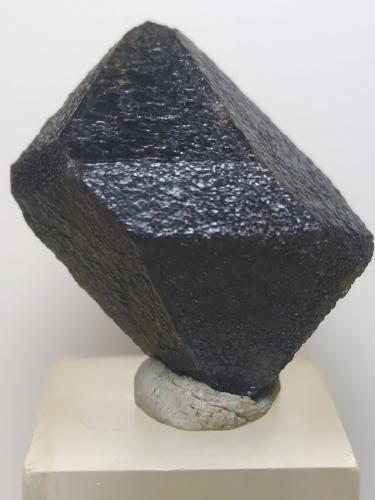 Quartz<br />Canteras Monteriggioni, Monteriggioni, Provincia Siena, Toscana, Italia<br />27 x 24 mm<br /> (Author: Sante Celiberti)