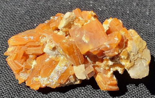 Wulfenite<br />Helena Mine, Crna (Schwarzenbach), Meica Municipality, Carinthia Region, Slovenia<br />3 x 1,5 cm<br /> (Author: Volkmar Stingl)