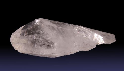 Quartz<br />Segovia, Northeastern, Antioquia Department, Colombia<br />106mm x 38mm x 24mm<br /> (Author: Firmo Espinar)