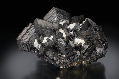 12627-Ferberite twin-Size Unknown-Spann-TSpann photo_MG_8681st-water.jpg (Author: Gail)