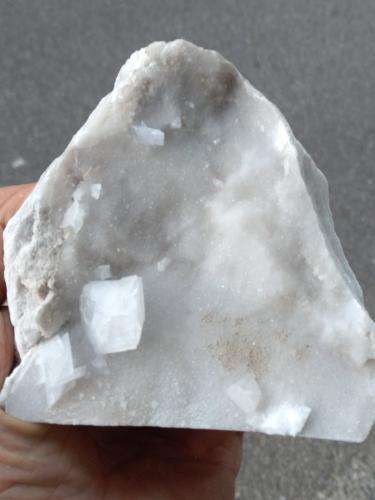 Albita<br />Calagio Quarry, Colonnata, Carrara, Apuan Alps, Massa-Carrara Province, Tuscany, Italy<br />96 x 77 mm<br /> (Autor: Sante Celiberti)