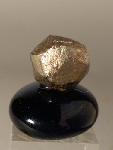 Pyrite<br />Rio Marina, Elba Island, Livorno Province, Tuscany, Italy<br />12,7 x 10 mm<br /> (Author: Sante Celiberti)