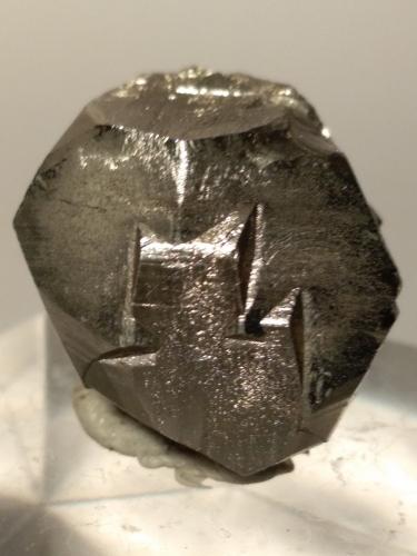 Pyrite<br />Rio Marina, Isla de Elba, Provincia Livorno, Toscana, Italia<br />26 x 18 mm<br /> (Author: Sante Celiberti)