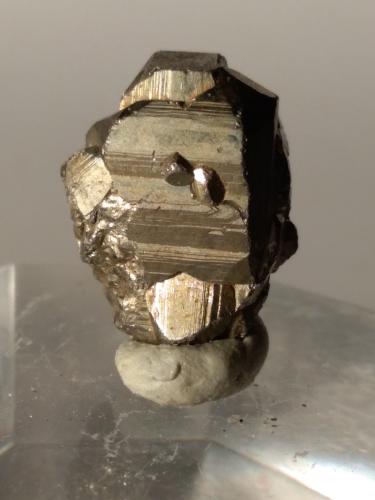 Pyrite<br />Rio Marina, Elba Island, Livorno Province, Tuscany, Italy<br />19,2 x 14,5 mm<br /> (Author: Sante Celiberti)