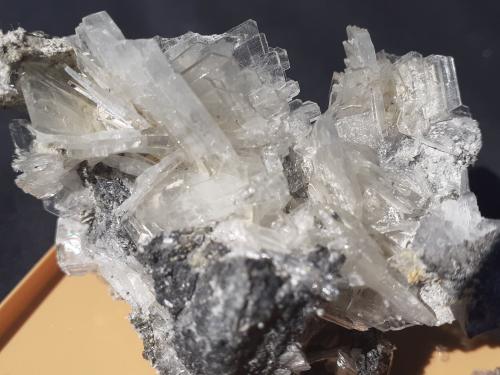 Baryte<br />Cavnic mining area, Cavnic, Maramures, Romania<br />6 x 4,5 cm<br /> (Author: Volkmar Stingl)