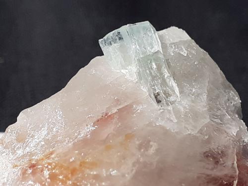 Beryl (variety aquamarine)<br />La Osa Quarry, Oliva de Mérida, Comarca La Serena, Badajoz, Extremadura, Spain<br />3 x 2,5 cm<br /> (Author: Volkmar Stingl)