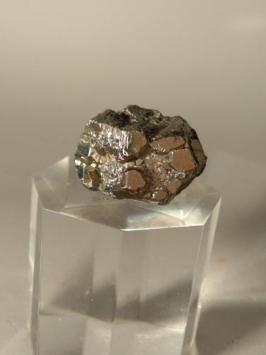 Pyrite<br />Rio Marina, Elba Island, Livorno Province, Tuscany, Italy<br />25,7 x 25,1 mm<br /> (Author: Sante Celiberti)