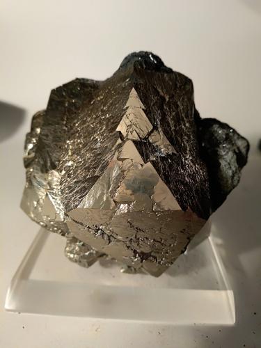 Pyrite, Hematite<br />Rio Mine (Rio Marina Mine), Valle Giove stope, Rio Marina, Elba Island, Livorno Province, Tuscany, Italy<br />87 x 73 mm<br /> (Author: Sante Celiberti)