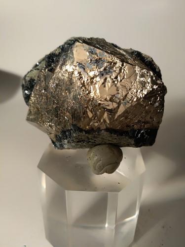 Pyrite, Hematite<br />Rio Mine (Rio Marina Mine), Valle Giove stope, Rio Marina, Elba Island, Livorno Province, Tuscany, Italy<br />55 x 52 mm<br /> (Author: Sante Celiberti)
