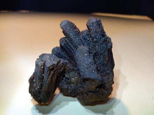 Ilvaita, Hematites<br />Torre di Rio, Santa Filomena area, Rio Marina, Elba Island, Livorno Province, Tuscany, Italy<br />50 x 47 mm<br /> (Autor: Sante Celiberti)