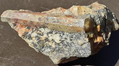 Beryl<br />Hühnerkobel Mine, Rabenstein, Zwiesel, Lower Bavaria, Bavaria/Bayern, Germany<br />4 x 3,5 cm<br /> (Author: Volkmar Stingl)