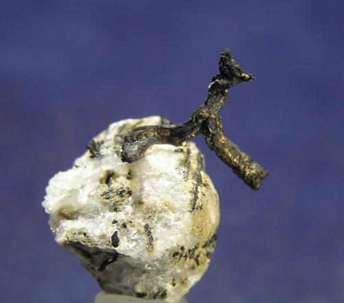 Plata<br />Mina Uchucchacua, Provincia Oyón, Departamento Lima, Perú<br />2 x 1,5 x 1 cm<br /> (Autor: Frederic Varela)