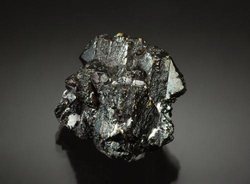 Sphalerite<br />53 vein, Aït Ahmane, Agdz, Bou Azzer mining district, Zagora Province, Drâa-Tafilalet Region, Morocco<br />2.0 x 2.5 cm<br /> (Author: Michael Shaw)