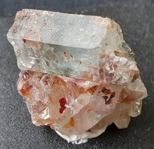 Beryl (variety aquamarine)<br />La Osa Quarry, Oliva de Mérida, Comarca La Serena, Badajoz, Extremadura, Spain<br />2 x 2 cm<br /> (Author: Volkmar Stingl)