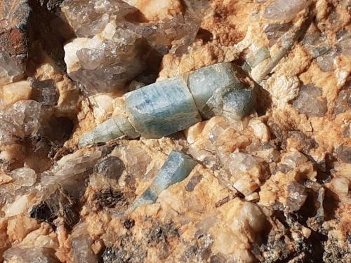 Beryl (variety Aquamarine)<br />California Blue Mine, Yucca Valley, San Bernardino County, California, USA<br />13 x 9 cm<br /> (Author: Volkmar Stingl)