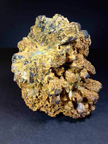 Ilvaite, Quartz<br />Torre di Rio, Santa Filomena area, Rio Marina, Elba Island, Livorno Province, Tuscany, Italy<br />10 x 10 cm<br /> (Author: Sante Celiberti)