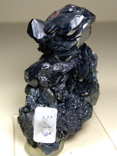 Hematite<br />Mina Rio (Mina Rio Marina), realce Valle Giove, Rio Marina, Isla de Elba, Provincia Livorno, Toscana, Italia<br />65 x 37 mm<br /> (Author: Sante Celiberti)