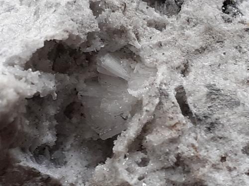 Baryte<br />Lead mines, Obernberg am Brenner, Innsbruck-Land District, Tyrol/Tirol, Austria<br />6 x 5 cm<br /> (Author: Volkmar Stingl)