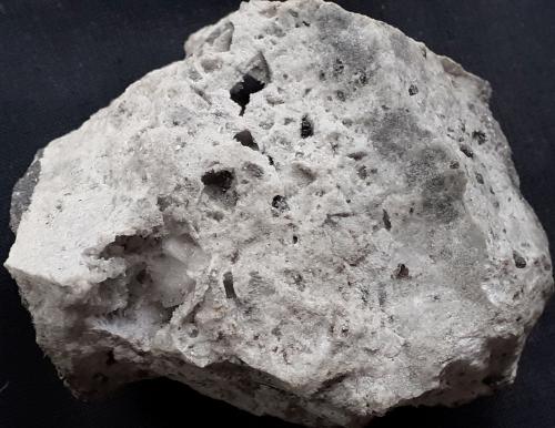 Baryte<br />Lead mines, Obernberg am Brenner, Innsbruck-Land District, Tyrol/Tirol, Austria<br />6 x 5 cm<br /> (Author: Volkmar Stingl)