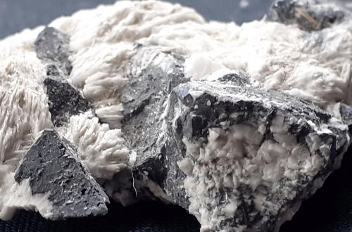 Tetraedrite, Barite<br />Großkogel, St Gertraudi, Reith im Alpbachtal, Kufstein District, Inn Valley, North Tyrol, Tyrol/Tirol, Austria<br />4 x 3 cm<br /> (Author: Volkmar Stingl)