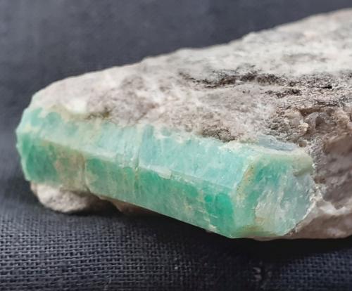 Beryl (variety emerald)<br />Dayakou Mine, Mengdong township, Malipo, Wenshan Zhuang and Miao Autonomous Prefecture, Yunnan Province, China<br />8 x 2,5 cm<br /> (Author: Volkmar Stingl)