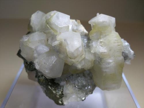 Calcite, Marcasite<br />Silius, Ciudad metropolitana de Cagliari, Cerdeña/Sardegna, Italia<br />67,5 x 53 mm<br /> (Author: Sante Celiberti)