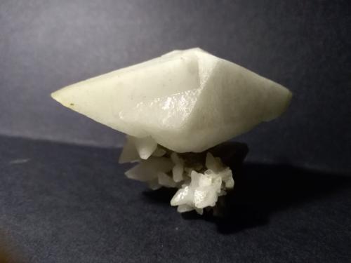 Calcite<br />Mina San Giovanni, Punta della Torre, Iglesias, Provincia Sud Sardegna, Cerdeña/Sardegna, Italia<br />72,5 x 46 mm<br /> (Author: Sante Celiberti)