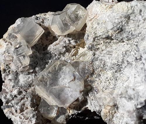 Fluorite<br />Lead mines, Obernberg am Brenner, Innsbruck-Land District, Tyrol/Tirol, Austria<br />FoV 2,5 x 2 cm<br /> (Author: Volkmar Stingl)