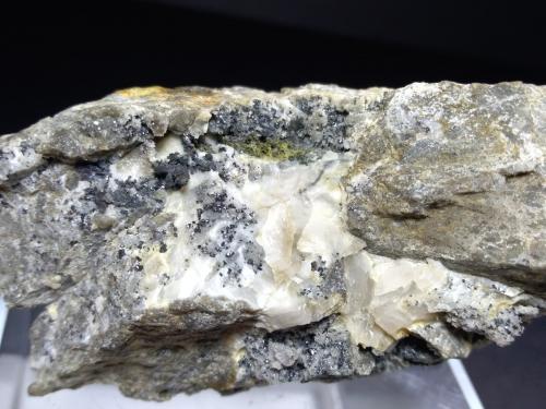 Plata, Acantita<br />Monte Narba Mine, San Vito, Narba Mountain, Sud Sardegna Province, Sardinia/Sardegna, Italy<br />78,5 x 56 mm<br /> (Autor: Sante Celiberti)