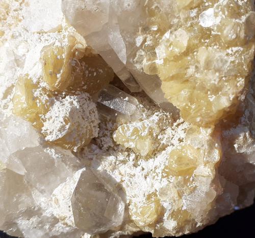 'lepidolite'<br />Itinga, Vale do Jequitinhonha, Minas Gerais, Brasil<br />8 x 7 cm<br /> (Author: Volkmar Stingl)