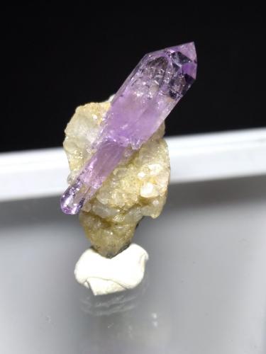 Quartz (variety amethyst)<br />Capurru Quarry, Osilo, Sassari Province, Sardinia/Sardegna, Italy<br />25 x 12 mm<br /> (Author: Sante Celiberti)