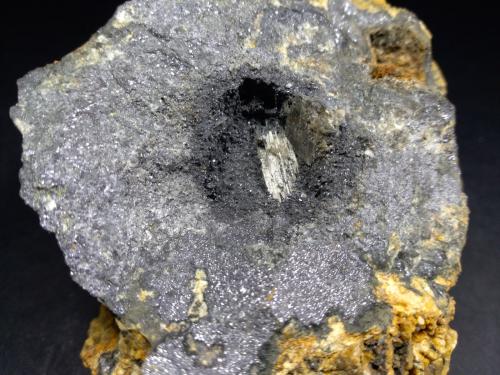 Fosgenita<br />Mina Monteponi, Iglesias, Provincia Sud Sardegna, Cerdeña/Sardegna, Italia<br />84 x 80 mm<br /> (Autor: Sante Celiberti)