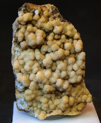 Clinoptilolita<br />Volcán Cabezo Negro de Zeneta, Murcia, Comarca Huerta de Murcia, Región de Murcia (Murcia), España<br />6.5 x 4 cm<br /> (Autor: Pedro Antonio)