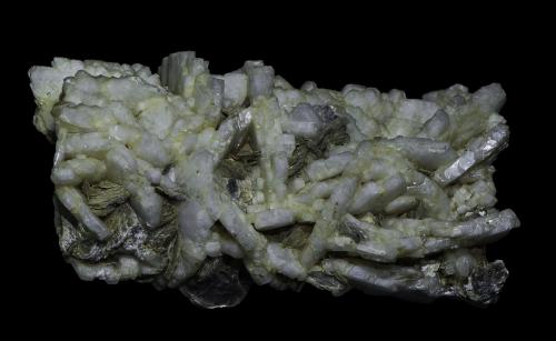 Albite (variety pericline)<br />Carintia/Kärnten, Austria<br />75 x 40 x 35 mm<br /> (Author: Rob Schnerr)