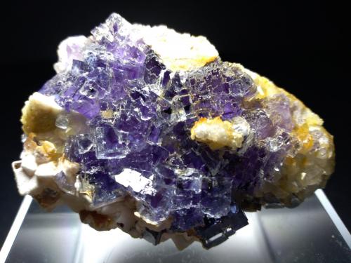 Fluorite, Baryte, Smithsonite<br />Is Murvonis Mine, Domusnovas, Sud Sardegna Province, Sardinia/Sardegna, Italy<br />65,6 x 47,2 mm<br /> (Author: Sante Celiberti)