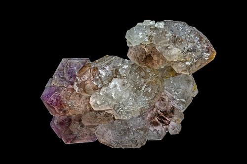 Quartz (variety smoky quartz), Quartz (variety amethyst)<br />Reel Mine, Iron Station, Lincoln County, North Carolina, USA<br />18.5 x 11.7 x 4.0 cm<br /> (Author: am mizunaka)