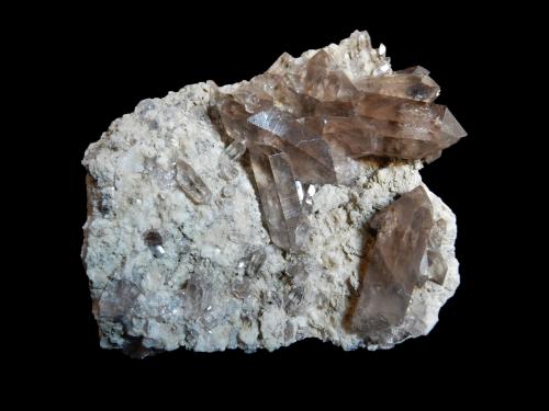 Quartz (variety smoky)<br />Göscheneralp, Göschenen Valley, Göschenen, Reuss Valley, Uri, Switzerland<br />100 mm x 80 mm x 50 mm<br /> (Author: Dany Mabillard)