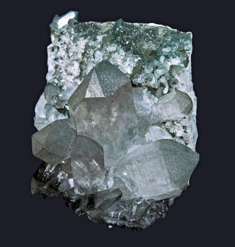 Quartz, Chlorite<br />Tiefen Glacier, Galenstock Mountain, Realp, Uri, Switzerland<br />Specimen size 17,5 cm, largest quartz 7 cm<br /> (Author: Tobi)